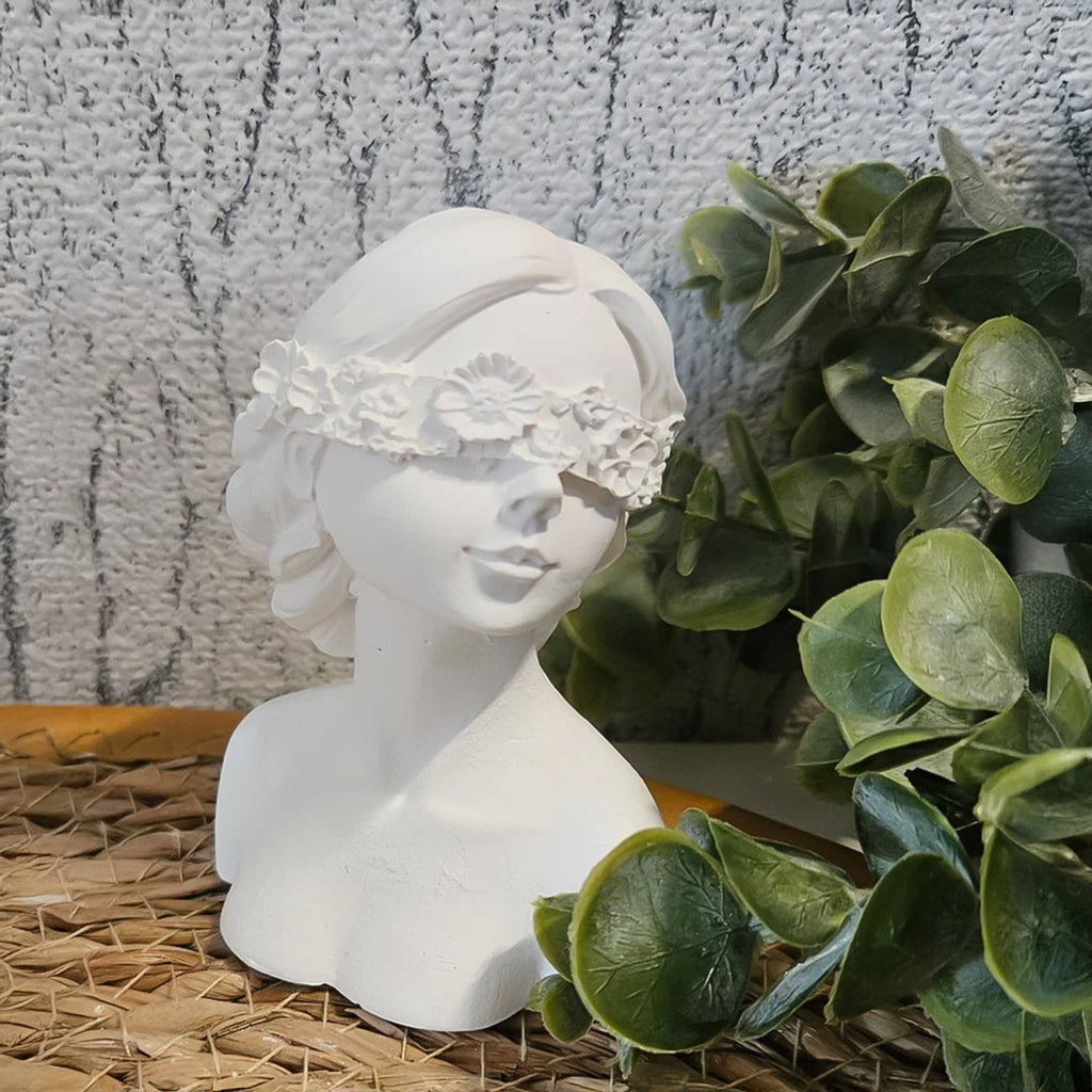 Matte white resin 36cm blindfold lady bust sculpture with delicate floral detailing for home decor — view 2
