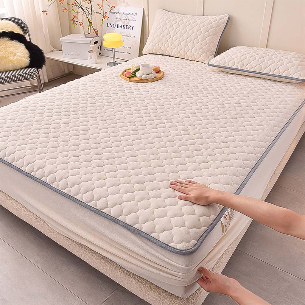 Beige quilted fleece mattress cover protector with clover design and two matching pillowcases — view 3
