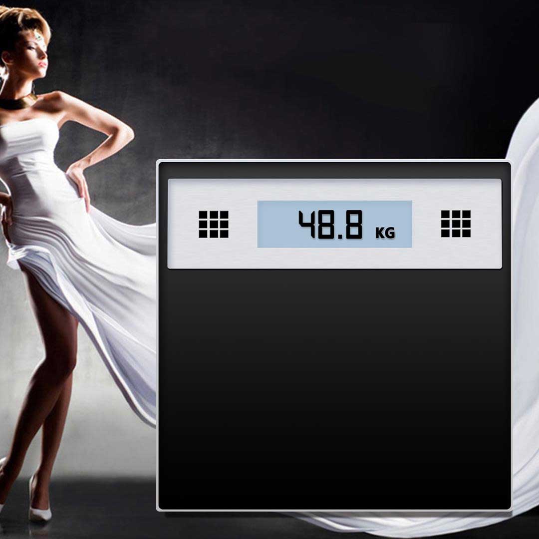 Electronic talking bathroom scale in tempered glass with large LCD display and digital weight numbers — view 4