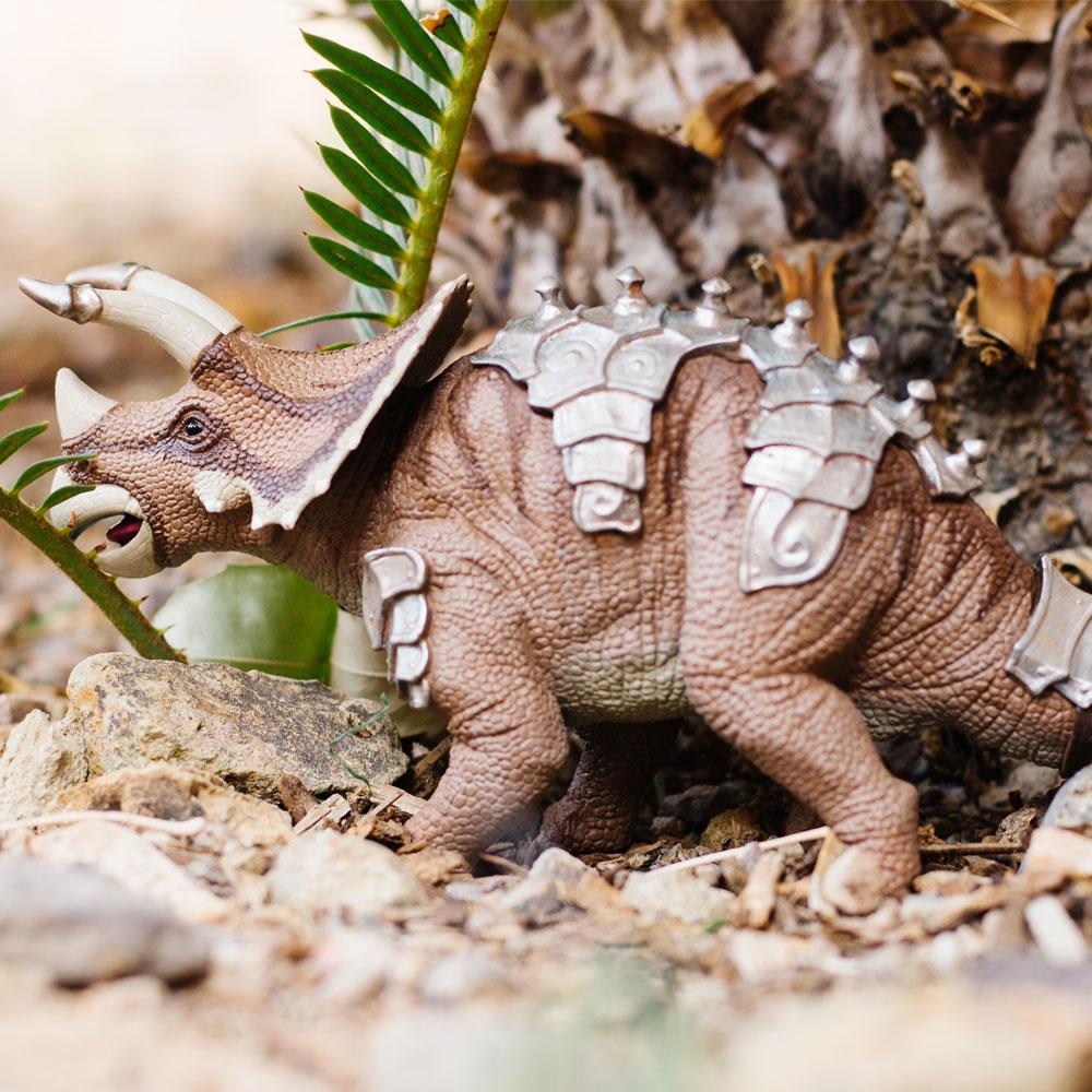 Armored Triceratops Toy-3