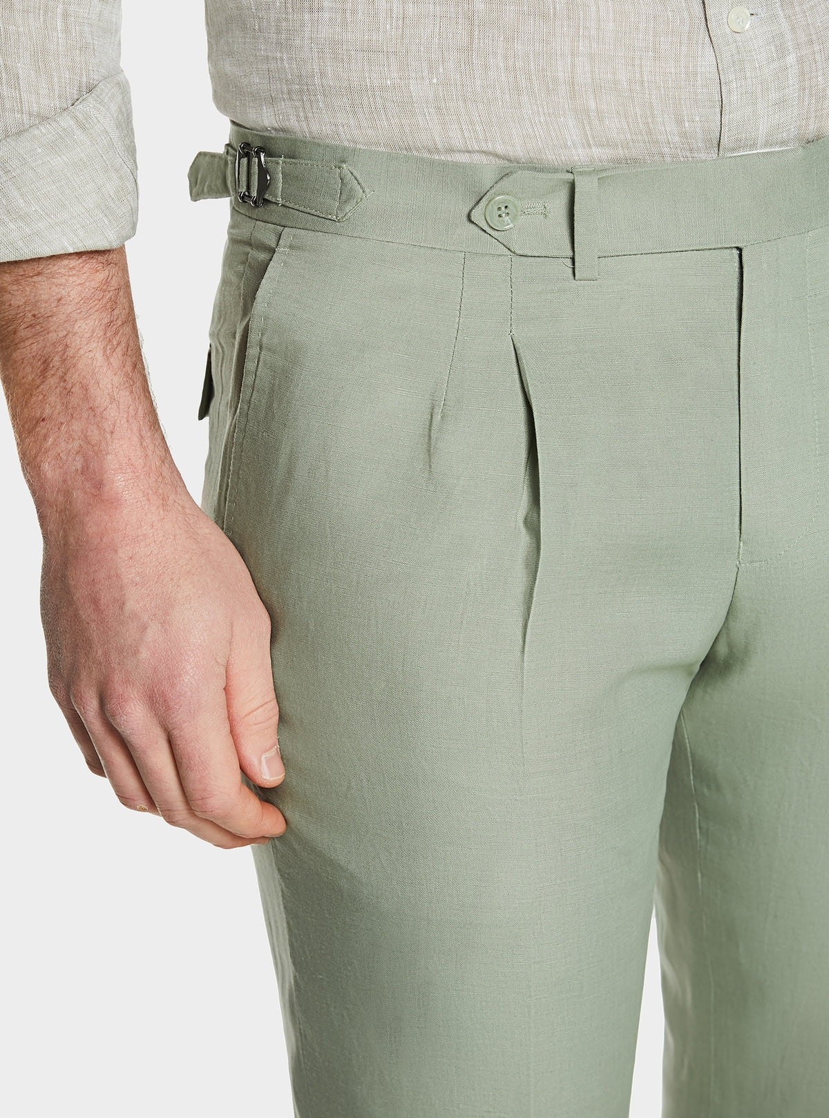 Pantaloni con doppia pince e fibbie in misto lino-1