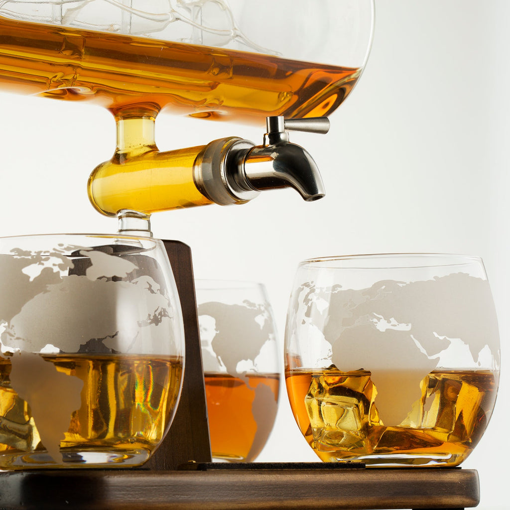 Hand-blown glass ship whiskey decanter with 1000ml capacity on a mahogany wood display base — view 3