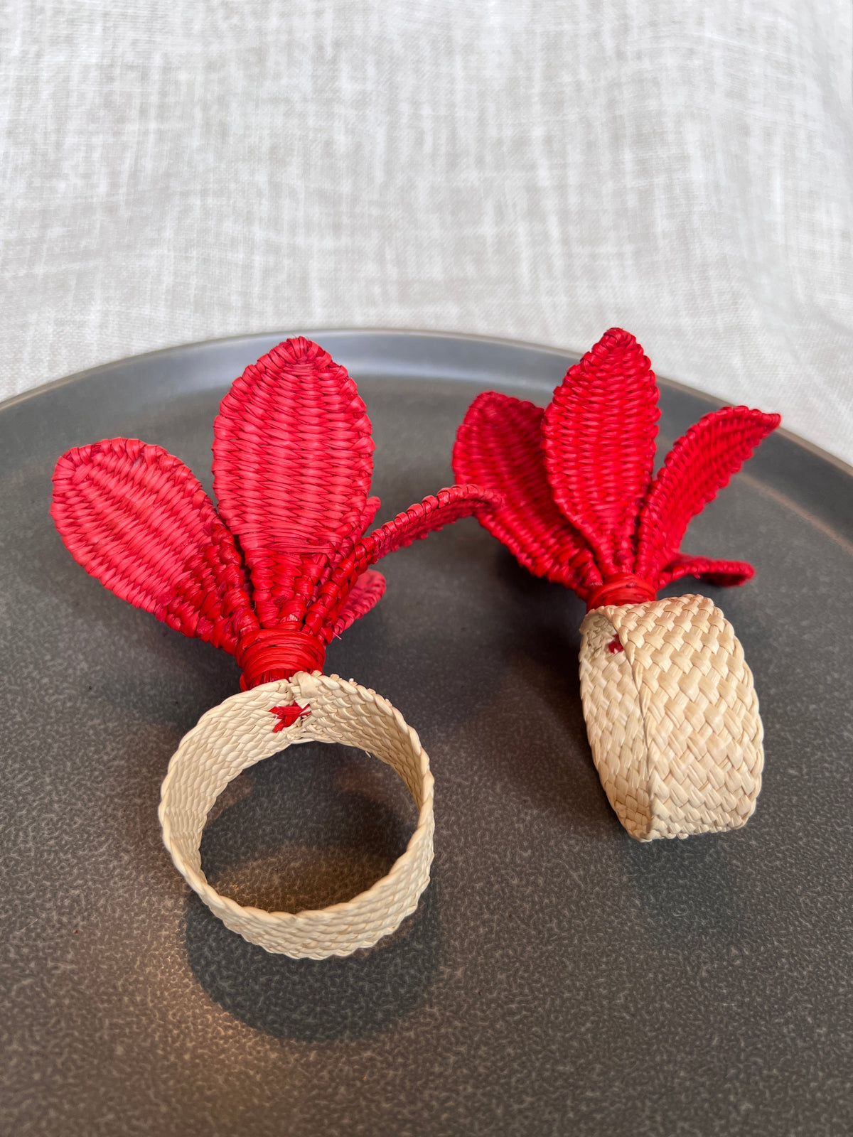 Red Hibiscus Flower Napkin Ring  – Table Decor Colombia-3