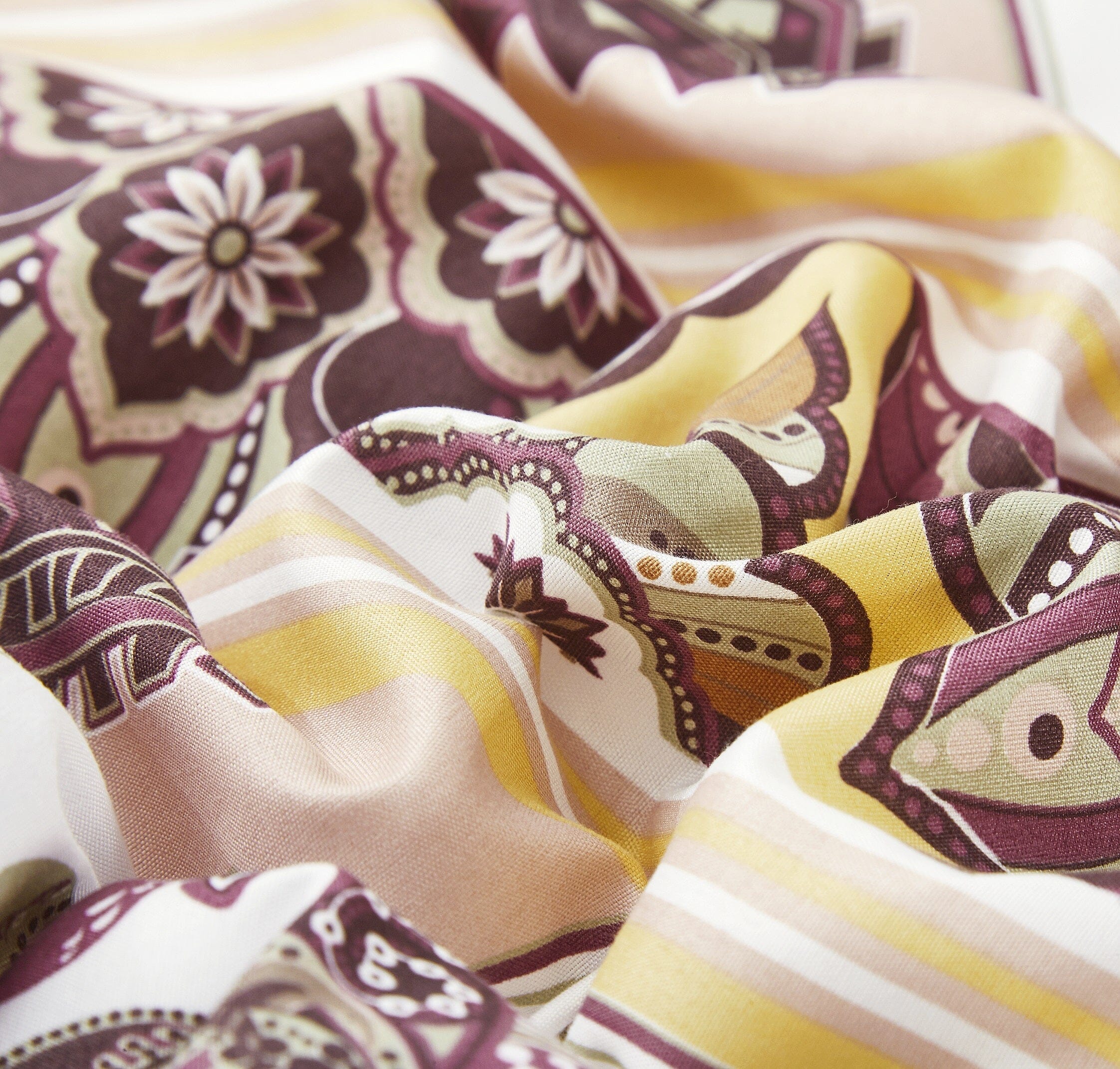 Oriental kilim duvet cover set featuring intricate burgundy and mustard geometric floral patterns — view 5