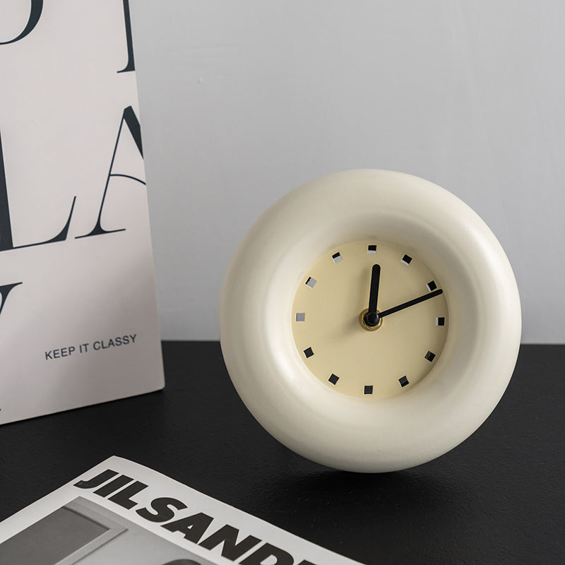 Modern round iron desk clock with matte finish perfect for silent minimalist home office decor
