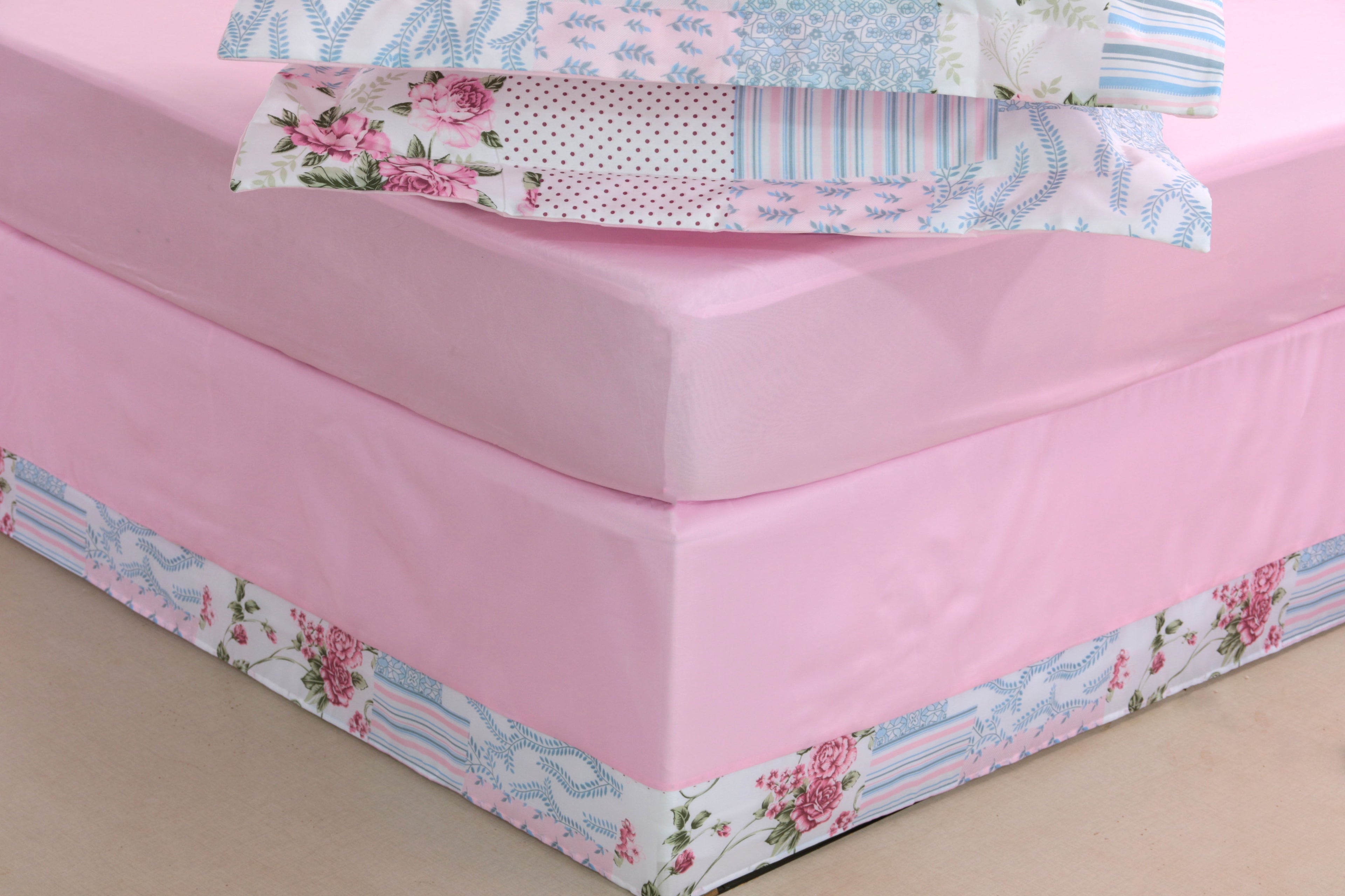 Soft microfiber full size 5-piece bedding set featuring fitted sheet, pillow shams, and bed skirt — view 4