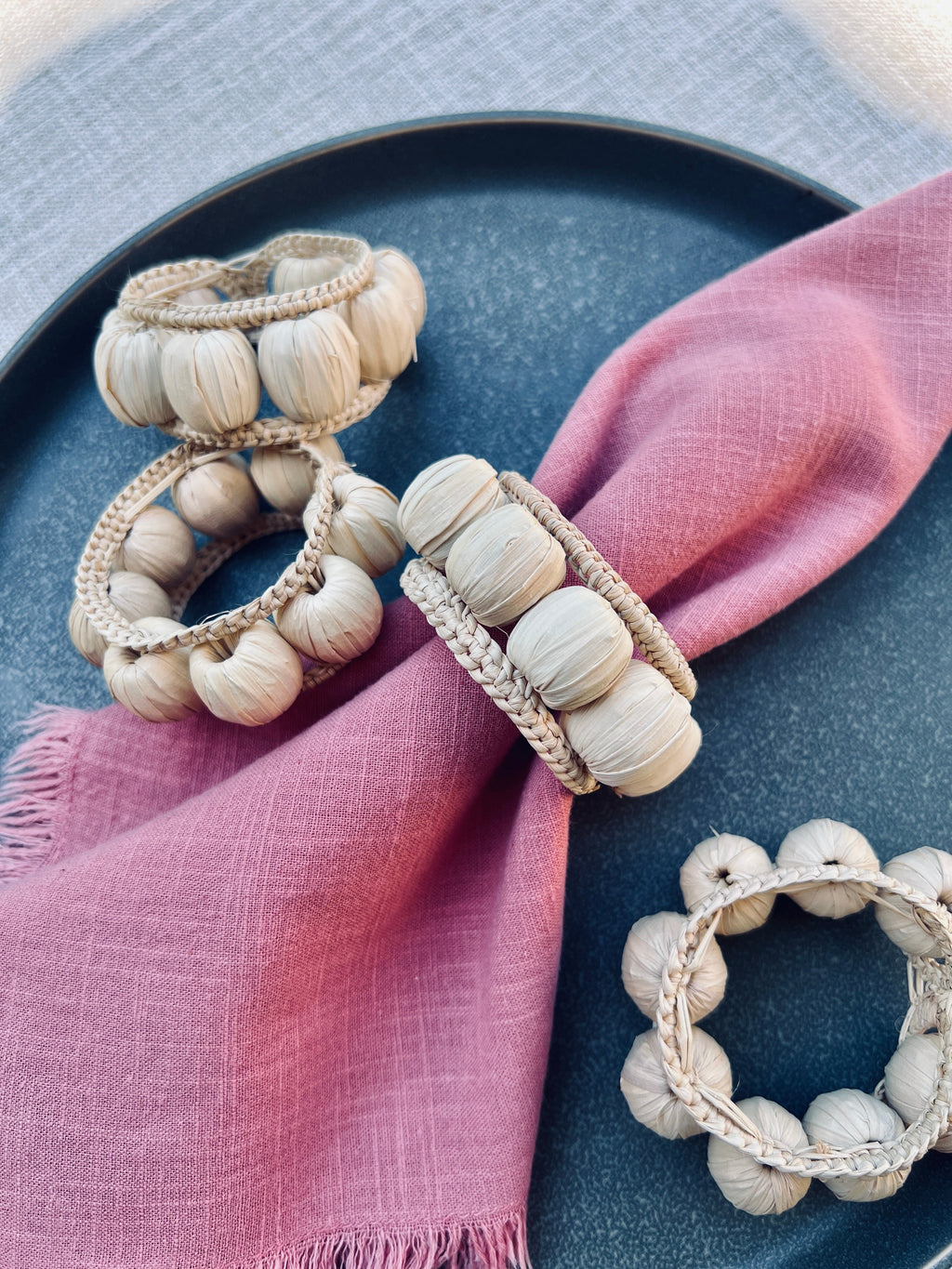 Woven Beads Napkin Ring – Table Decor Colombia-4