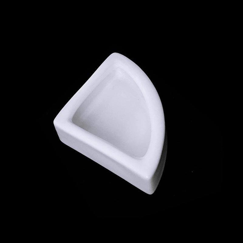 Ceramic reptile food bowl with smooth inner walls and escape-proof terrarium design — view 4