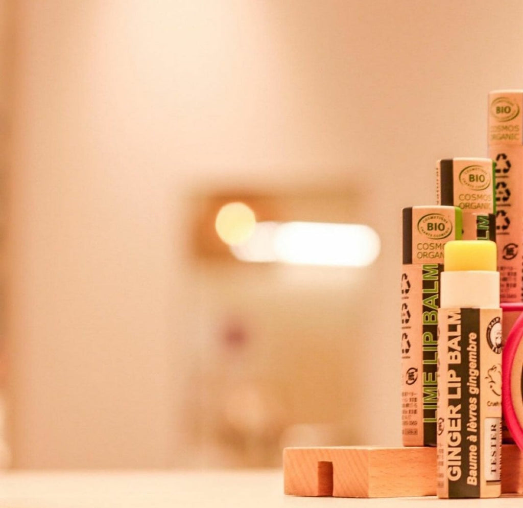 Organic vanilla lip balm 15ml in eco friendly paper push tube packaging — view 5