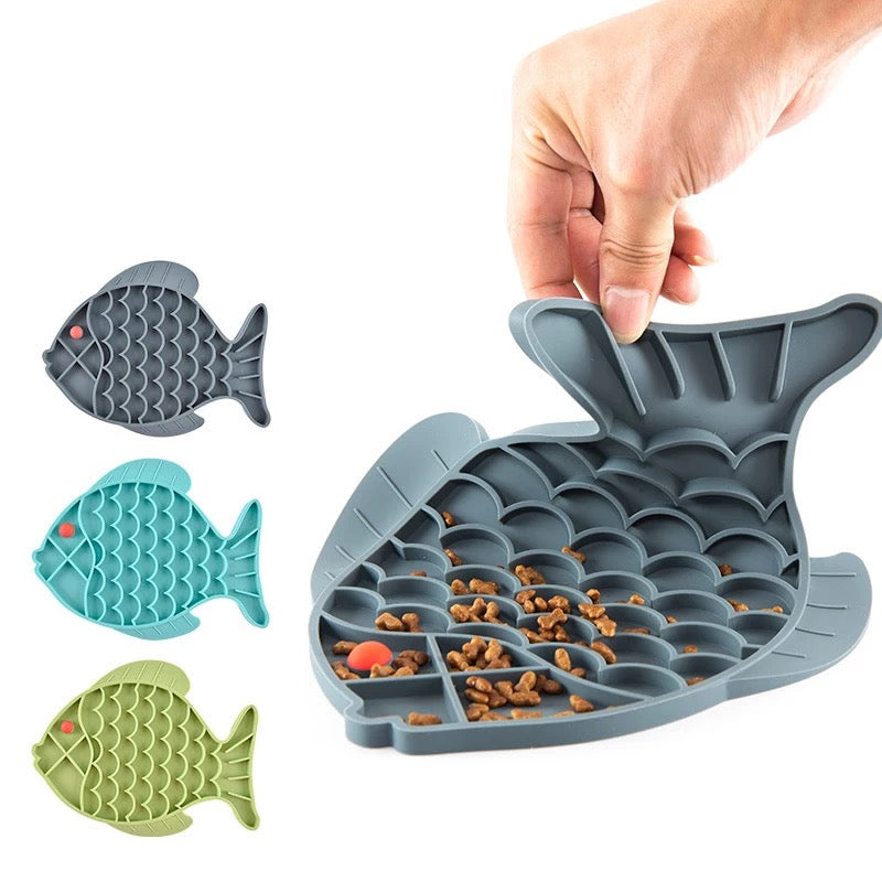 Fish shaped silicone slow feeder bowl and interactive treat lick mat for dogs and cats — view 5