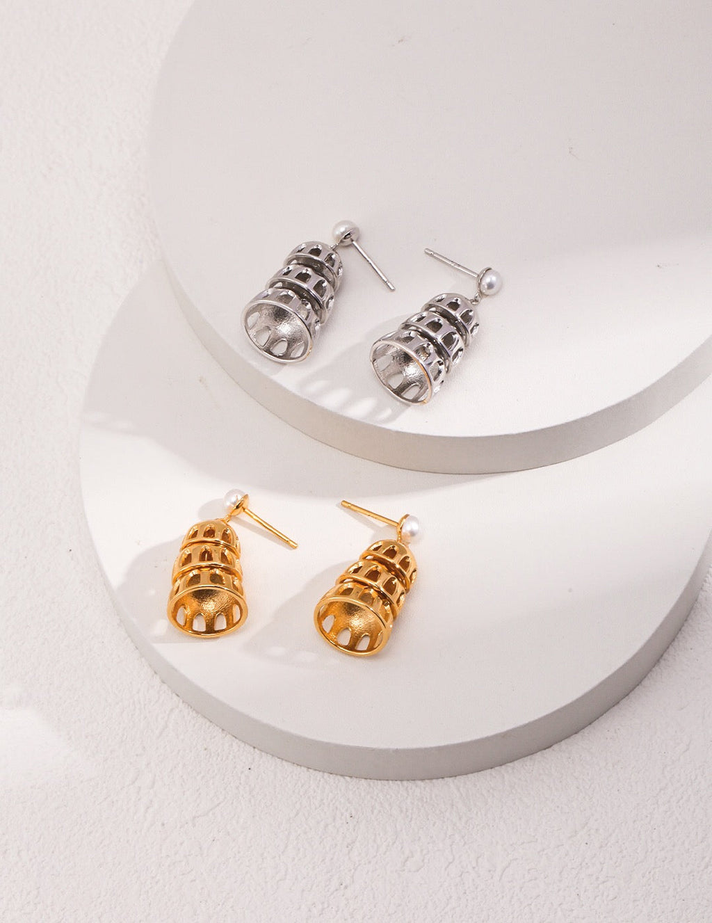 Jingle bell style drop earrings in 18ct gold vermeil with natural freshwater pearls