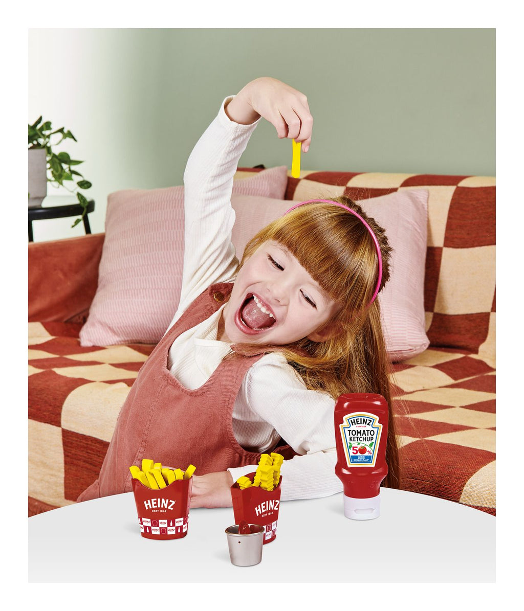 Heinz pretend play food snack set with plastic ketchup bottle, fries, and chip containers — view 2