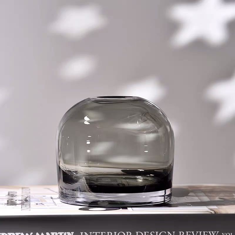 Modern clear handcrafted glass vase with a polished finish for elegant home floral arrangements — view 4