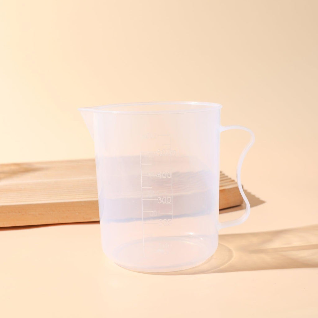 500ml measuring cup with easy to read graduations for baking and soap making — view 2