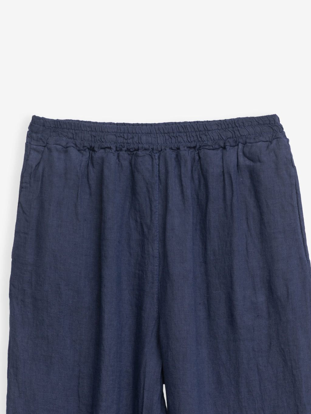 Elegant women's blue pure linen trousers featuring expertly tailored seams and a lightweight, relaxed fit — view 5