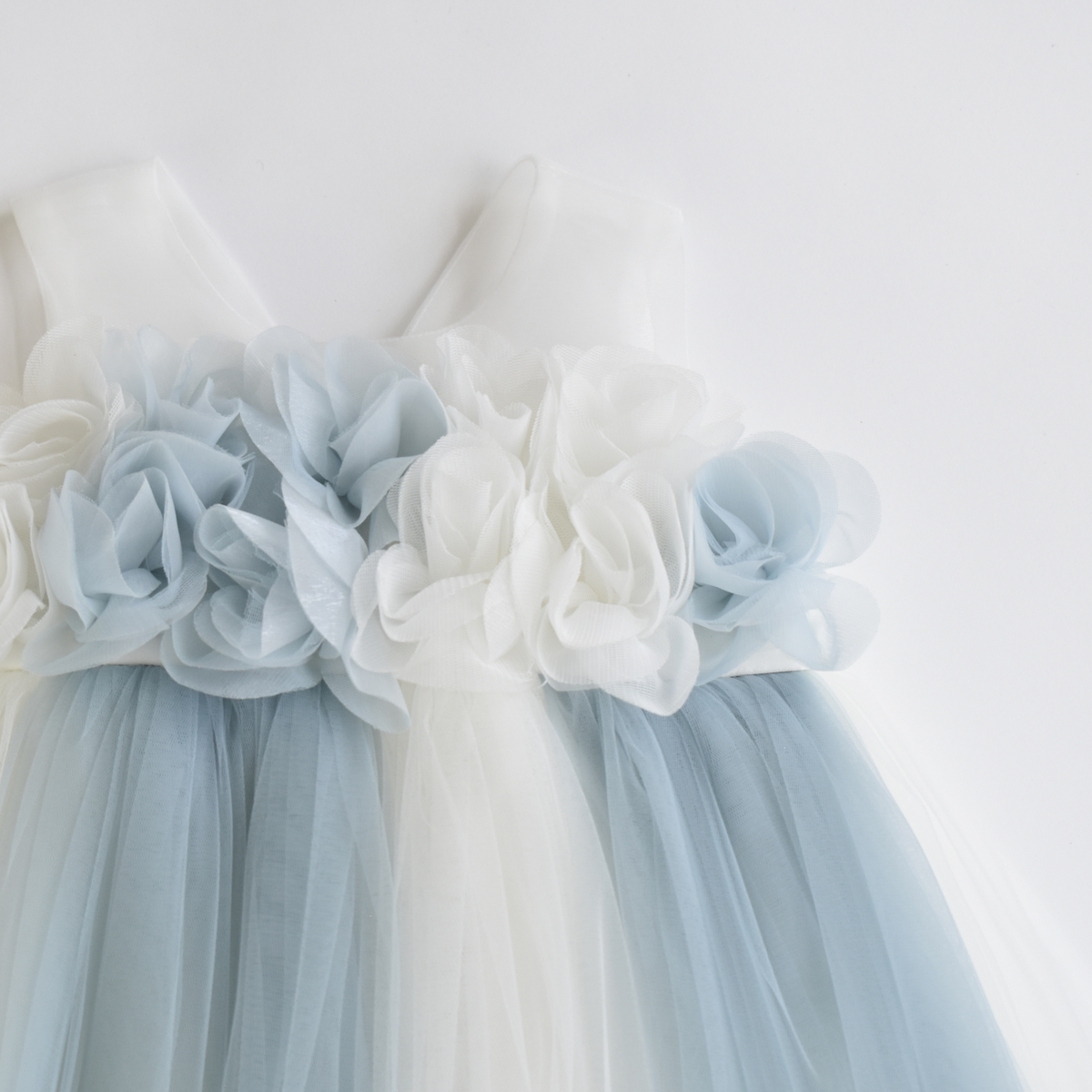 Dainty dress for girls-3