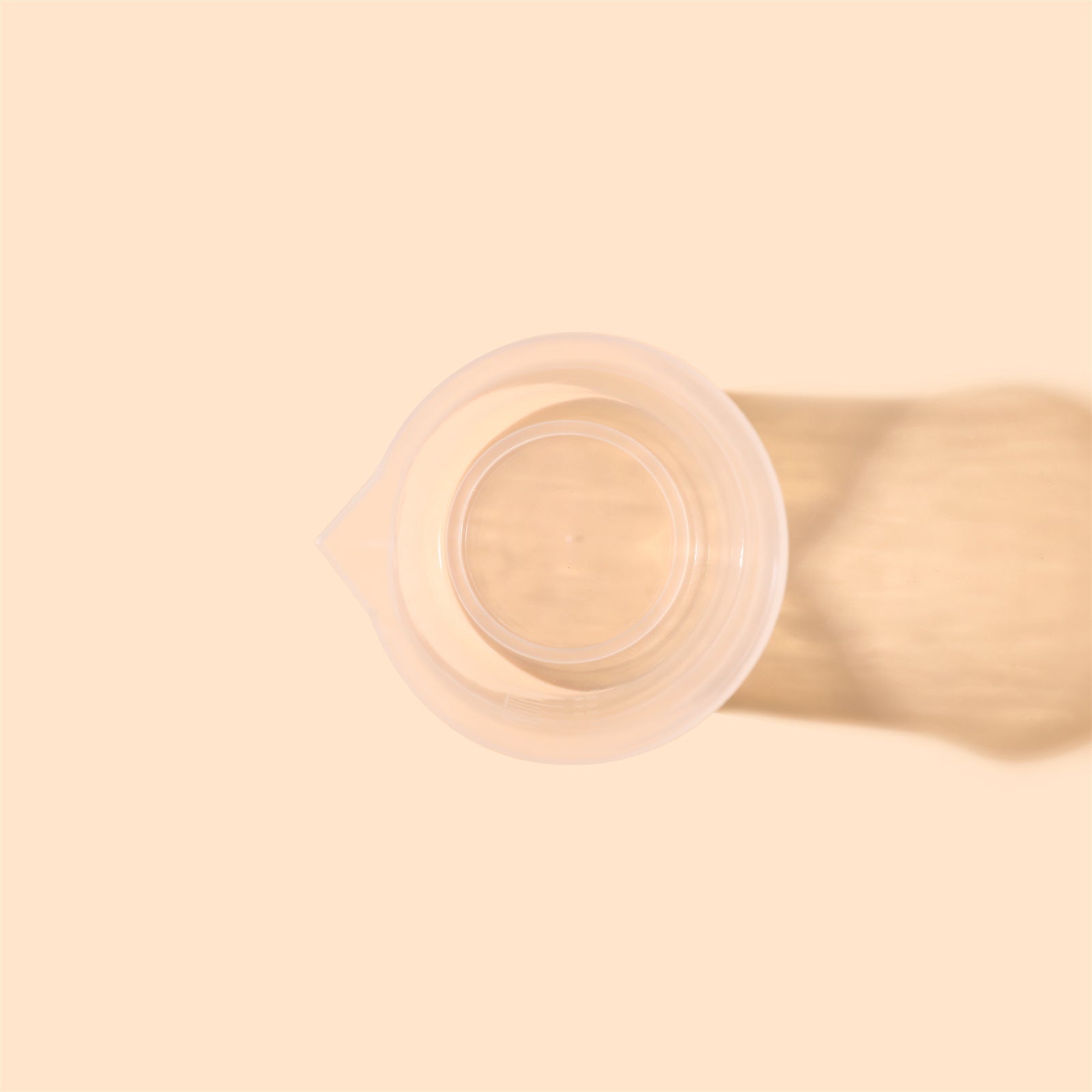 100ml measuring cup showing clear graduation marks made of clear food grade material for kitchen — view 3