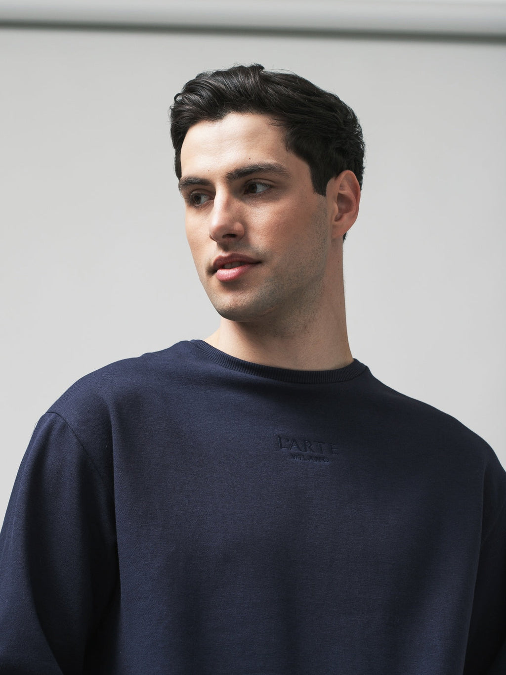 Classic blue men's sweater made of a breathable cotton and polyester blend for everyday comfort — view 2