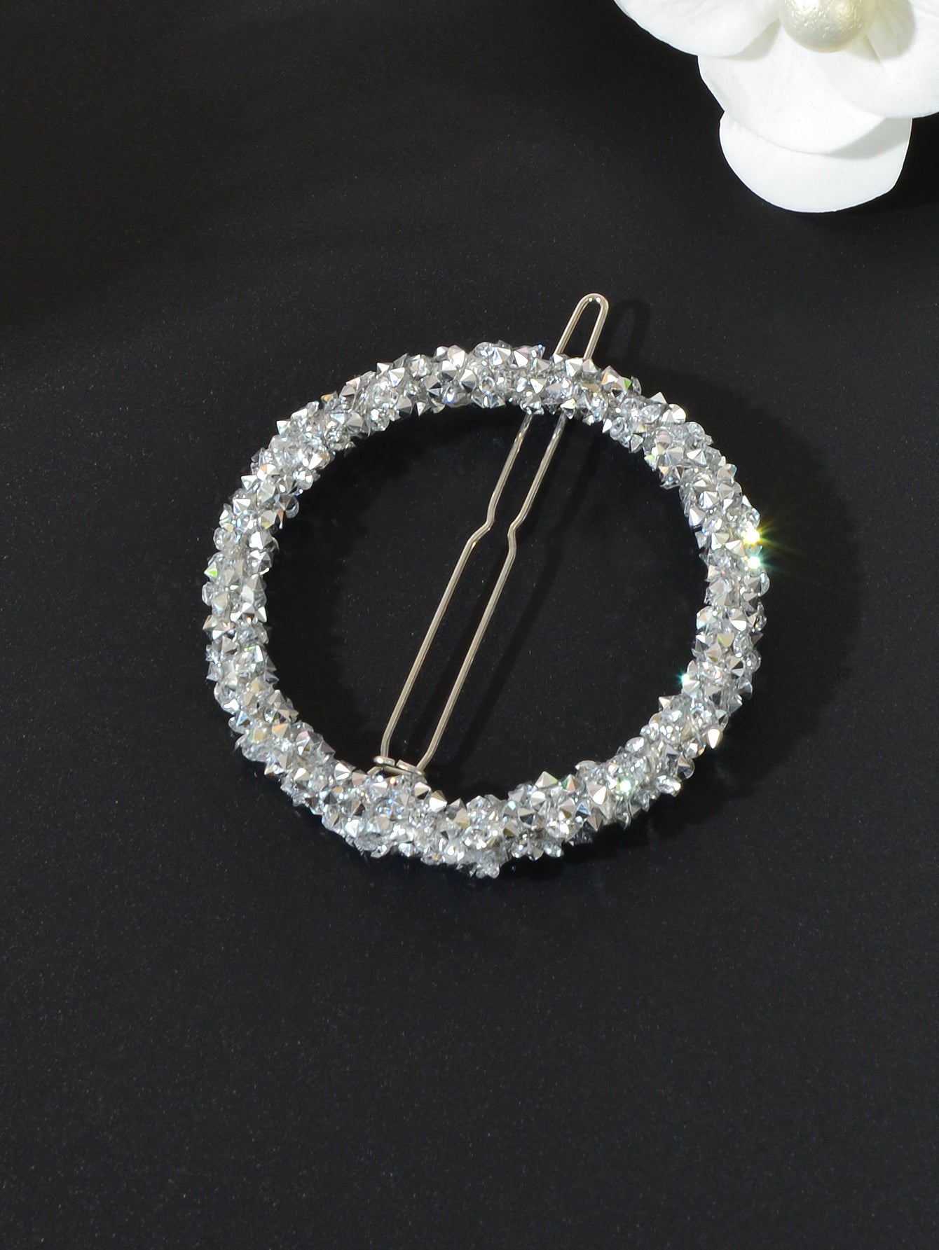 Silver rhinestone star circular hair clip elegant metal accessory for women — view 3