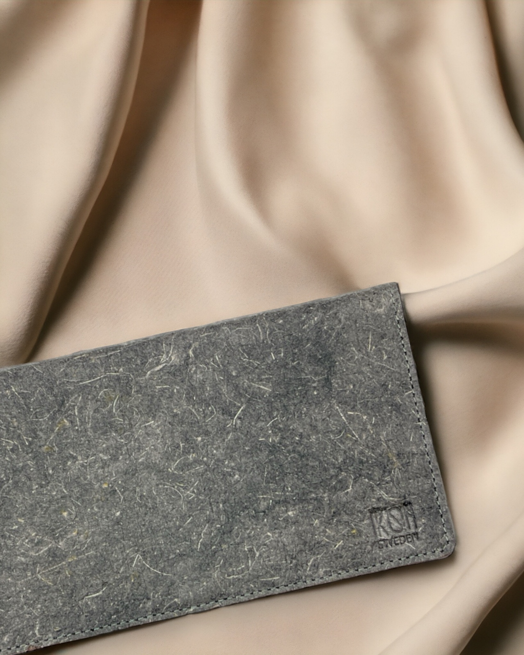 Ultra Slim Wallet | Coconut Leather-3