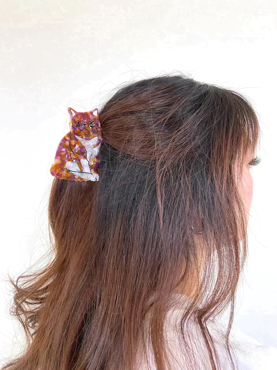 Hand-painted cat large hair claw clip made of eco-friendly cellulose acetate with double sided design — view 2