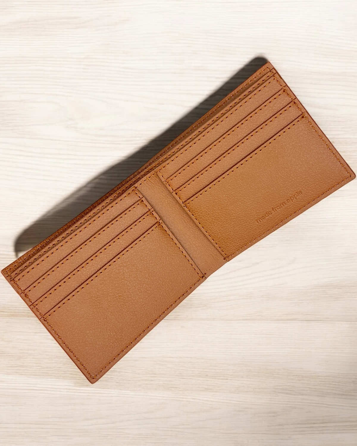RFID Classic Wallet Brown | Apple Leather-4