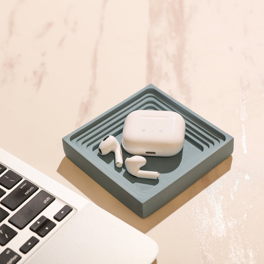 Square large desk caddy silicone mold for concrete casting, shown in a simple geometric shape — view 4