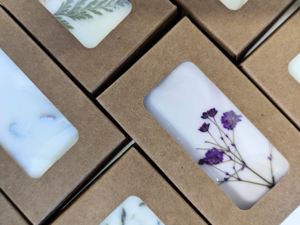 Eucalyptus retreat aromatherapy gift box with room spray, diffusers, and wax melts — view 2