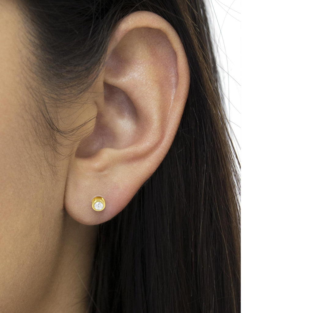 10K Gold 0.30 Cttw Round Brilliant-Cut Near Colorless Diamond Bezel-Set Stud Earrings (H-I Color, I1-I2 Clarity)-4
