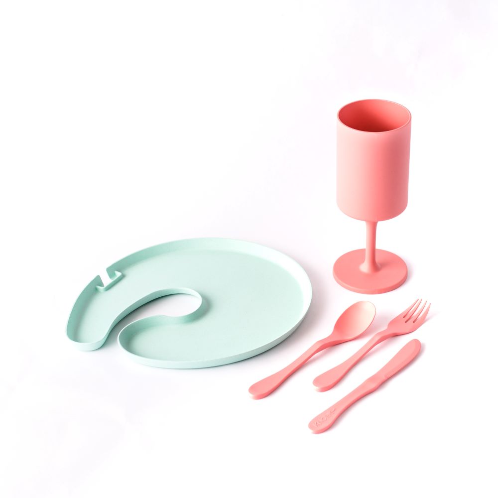 Eco-friendly five-piece plant-based party tableware set including plate, cup, fork, knife, and spoon. — view 5