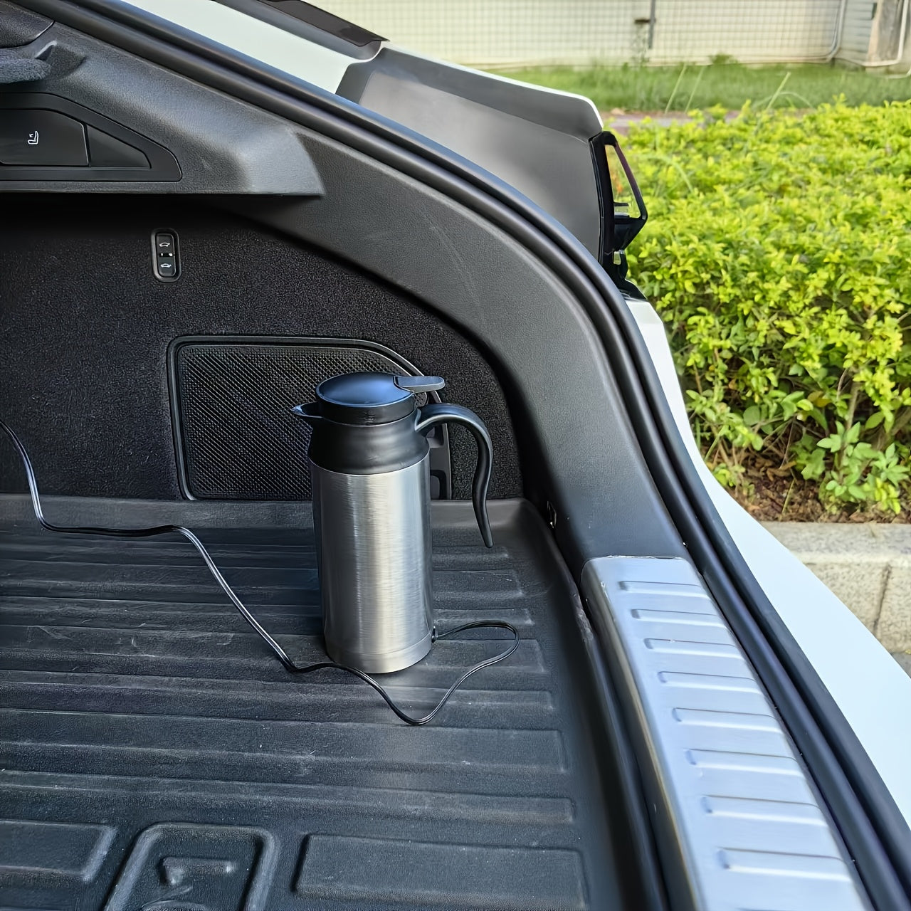 Stainless steel portable car electric kettle for travel with anti-scald exterior and car plug — view 4