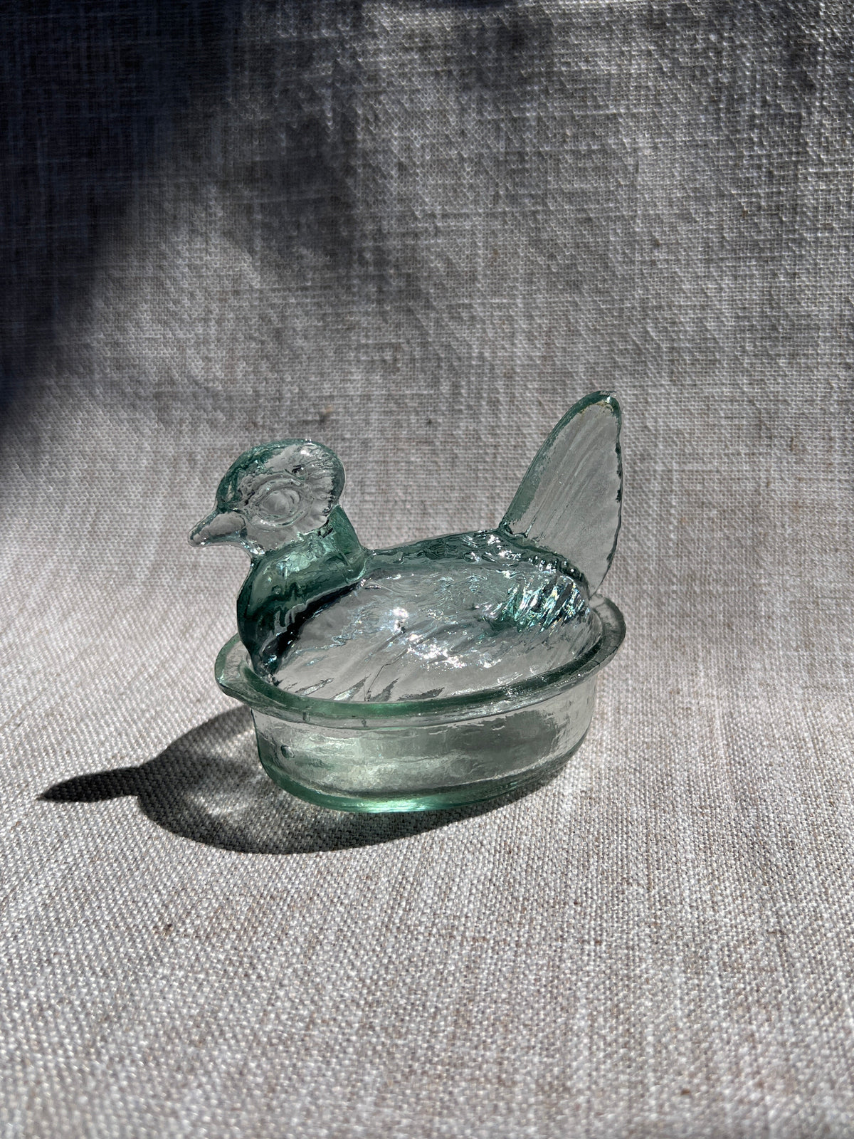 Nesting Hen Bowl & Lid - CLEAR DIAMOND | Hand Blown Glass - Colombia-3