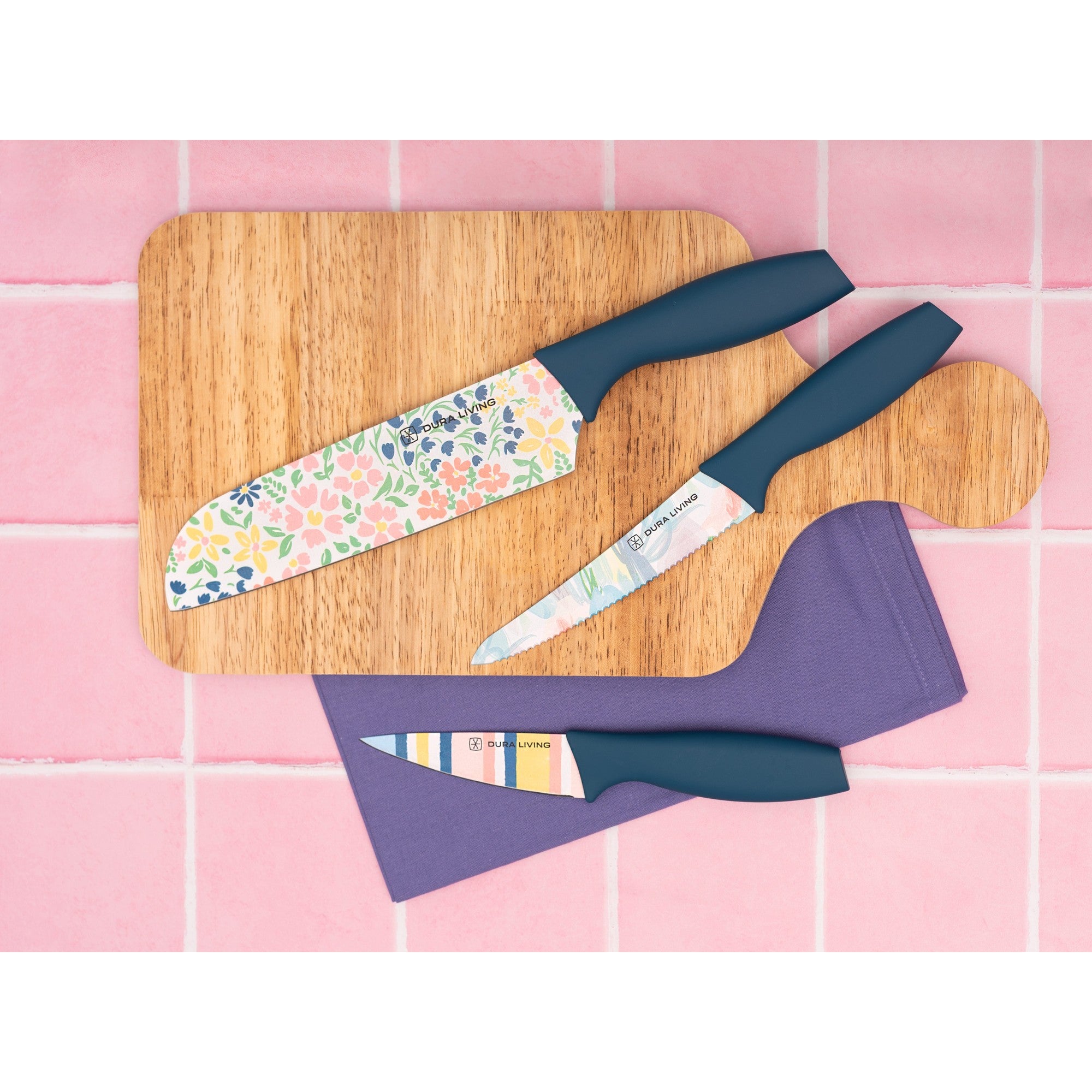 Three piece floral printed kitchen knife set with blade guards in high carbon German steel. — view 2