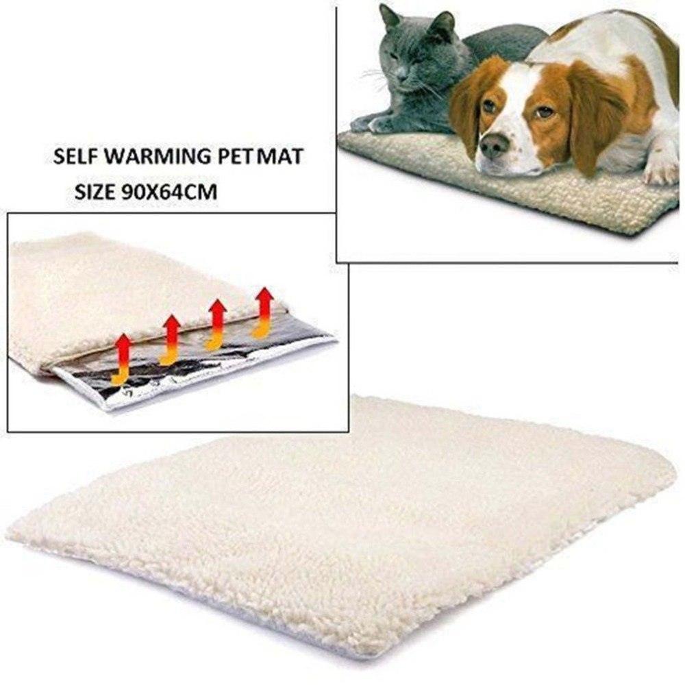 Thermal Paws self-heating pet blanket in soft faux lambswool for dogs and cats — view 2