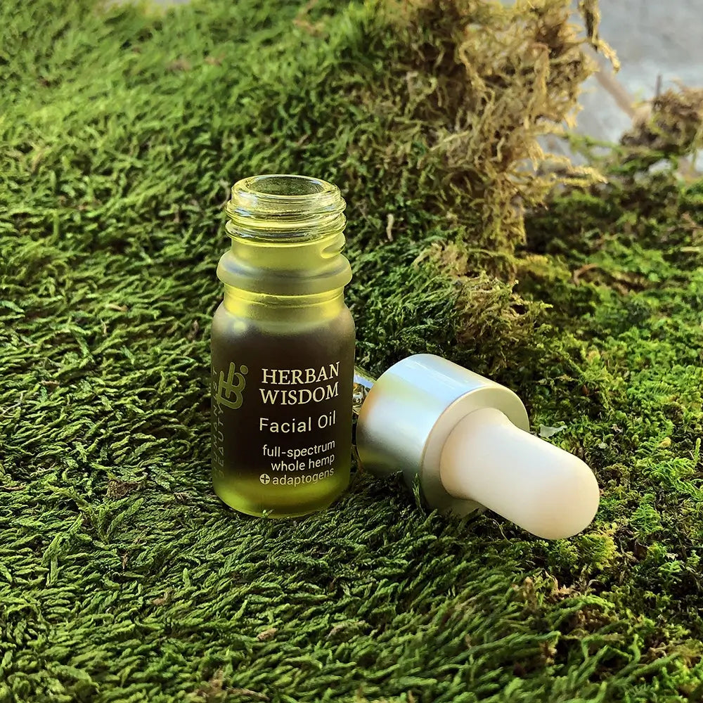 Herban Wisdom Facial Oil mini travel bottle with botanical serum for glowing skin — view 4