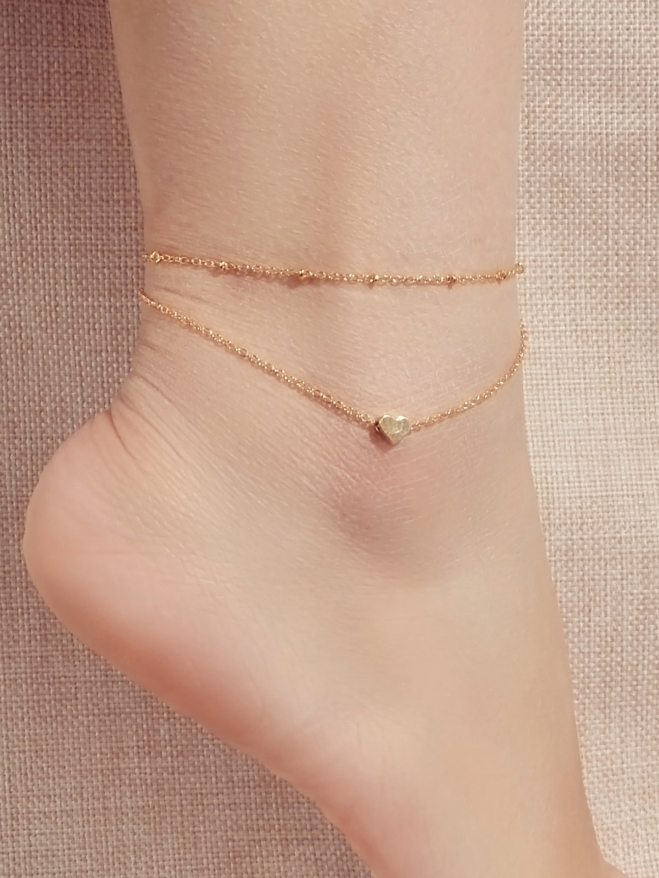 Boho chic gold heart charm anklet with double layer chain for summer beachwear