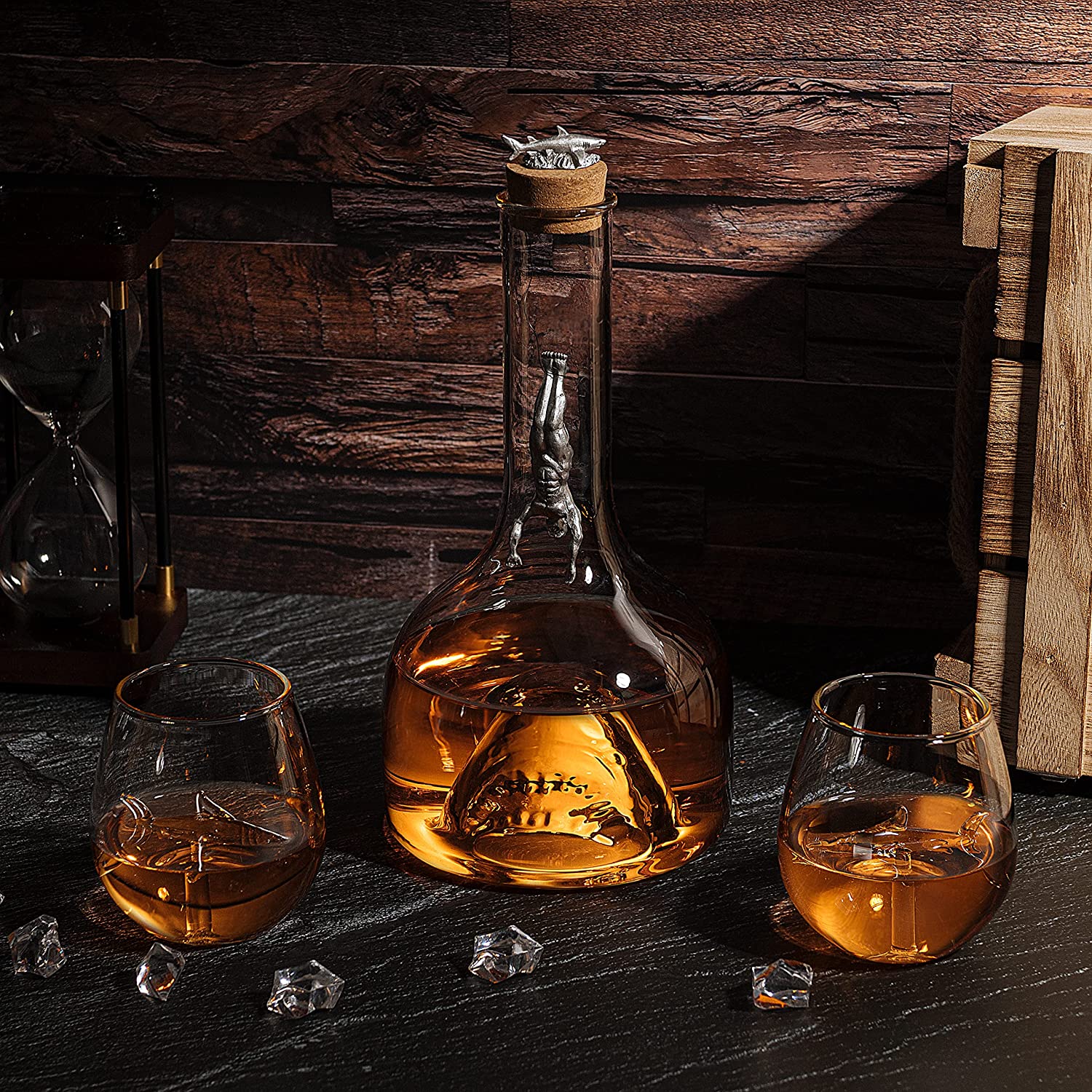 Clear 1000ml shark whiskey decanter set with two rocks glasses and hand-blown internal glass shark sculpture — view 2