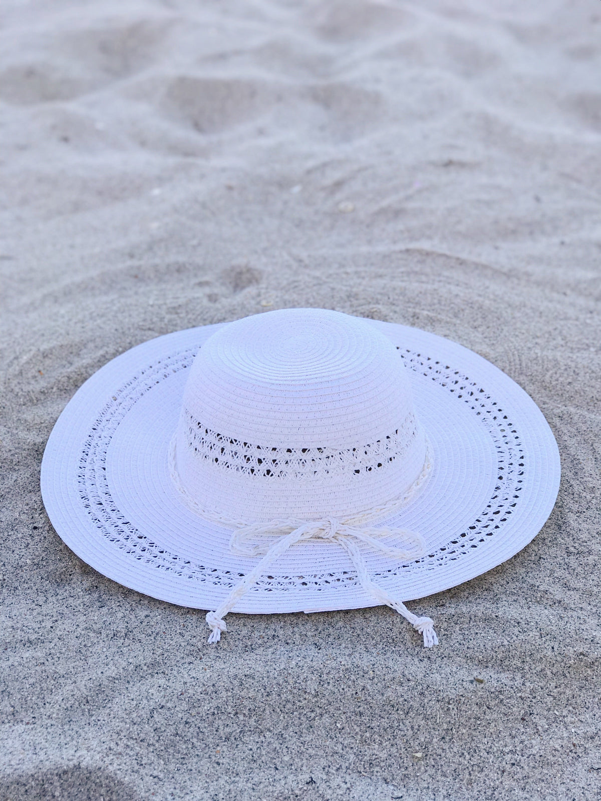 ‘Delicate White’ Summer Floppy Hat-1