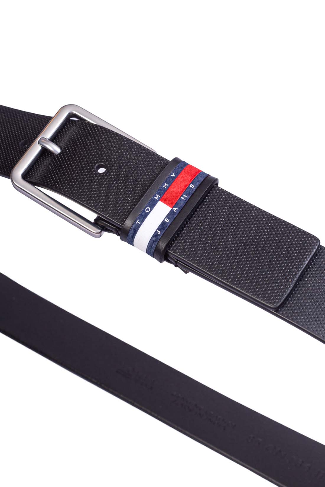 Black genuine cowhide men's leather belt with saffiano finish and satin metal square buckle — view 11