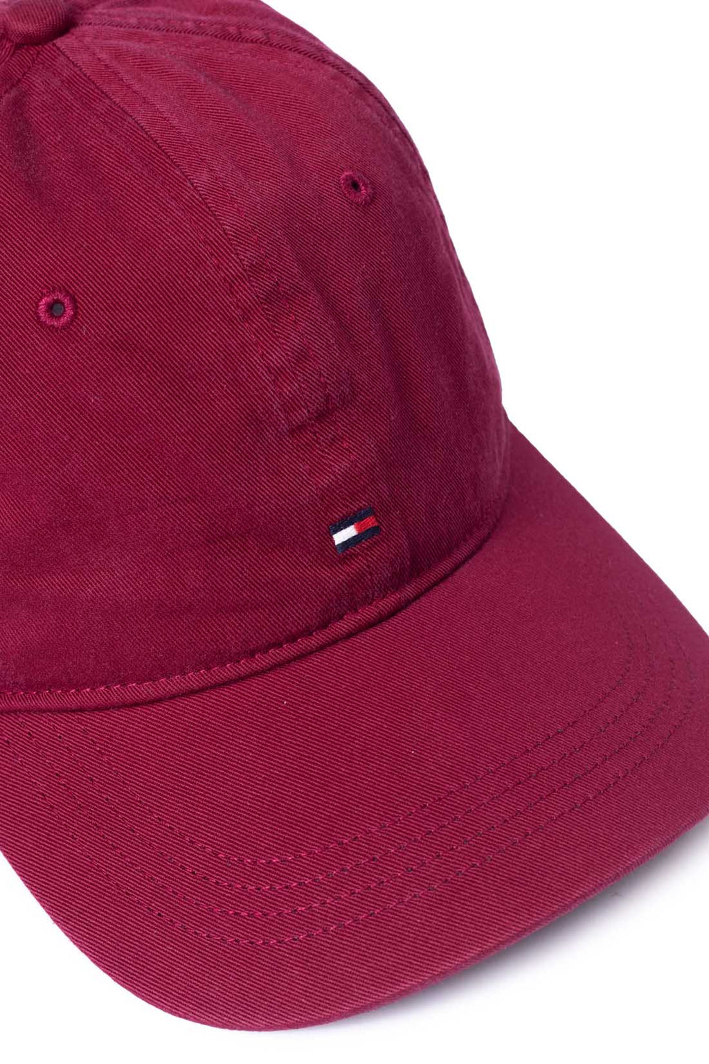 Burgundy men's cotton twill baseball cap with sliding buckle fastening and embroidered logo detailing. — view 17