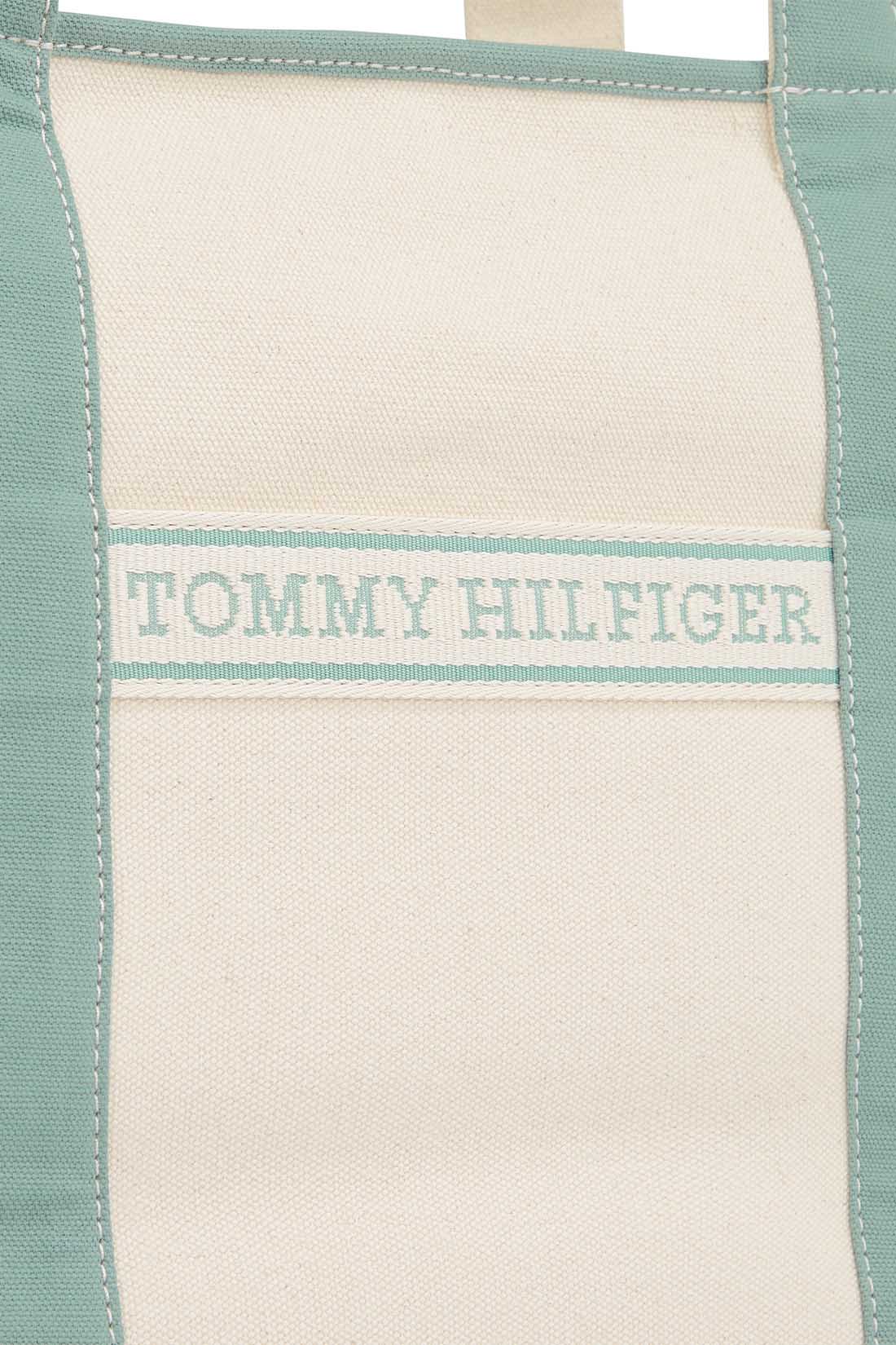Neutral cotton canvas women's beach bag with double handles and front signature designer tape — view 7