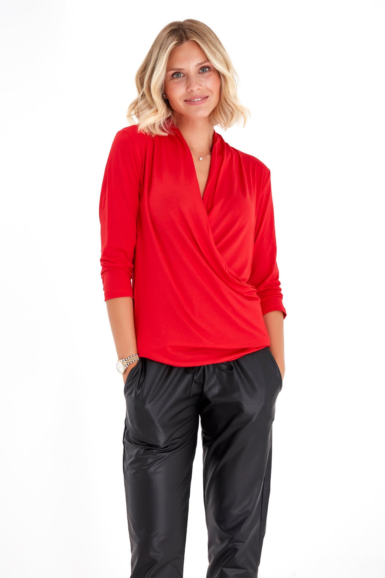 Pure maternity and nursing top with a tight-fitting crossover neckline in super-soft flexible fabric