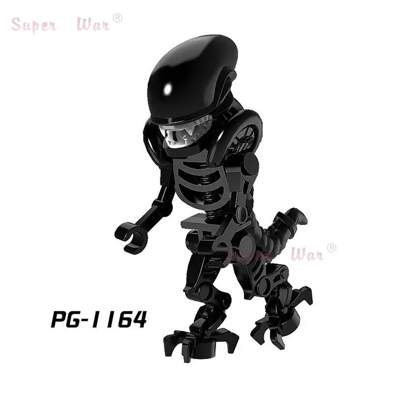 Alien vs Predator building blocks action figure set assembled mini robot models in detailed ABS plastic — view 4