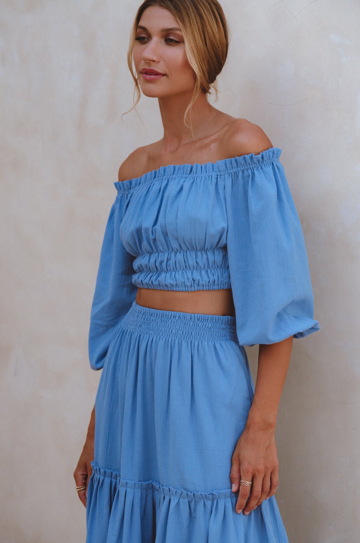 Annabelle Linen Cropped Top-3