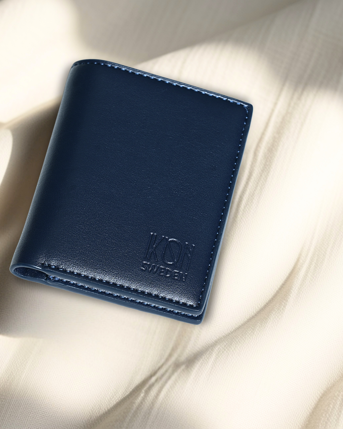 RFID Cash Wallet with Coin/Airtag Pocket | Apple Leather-1