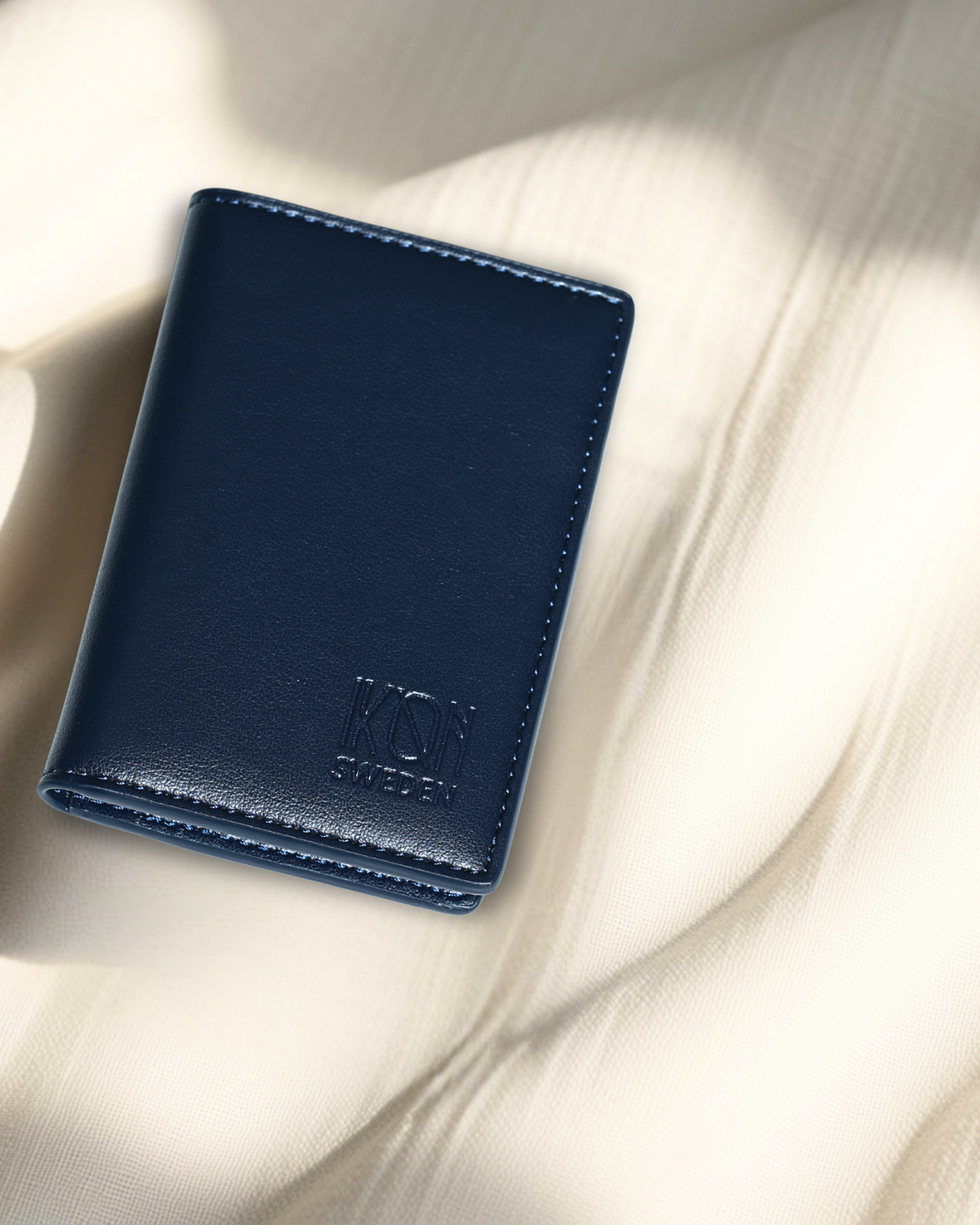 RFID Compact Card Wallet | Apple Leather-2