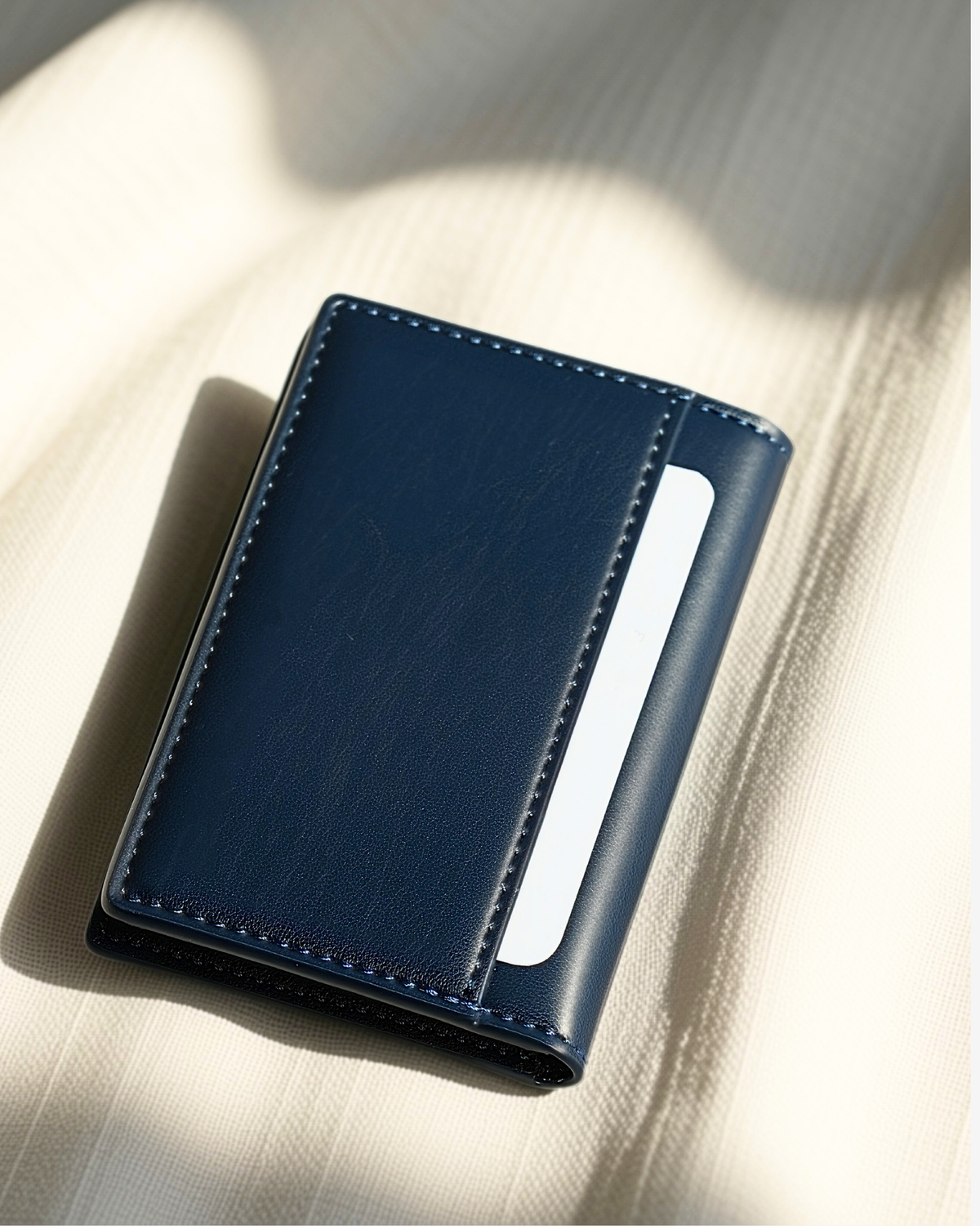 RFID Compact Card Wallet | Apple Leather-3