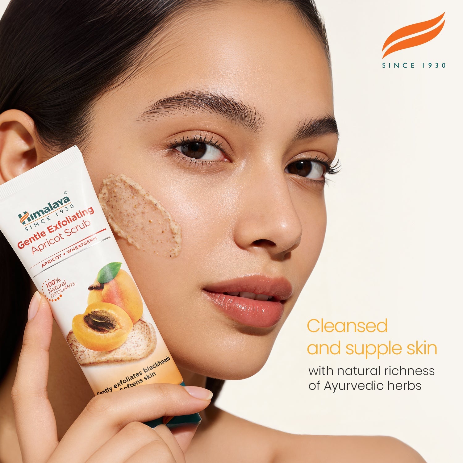 Himalaya gentle exfoliating apricot face scrub tube for deep cleansing and blackhead removal 75ml — view 5