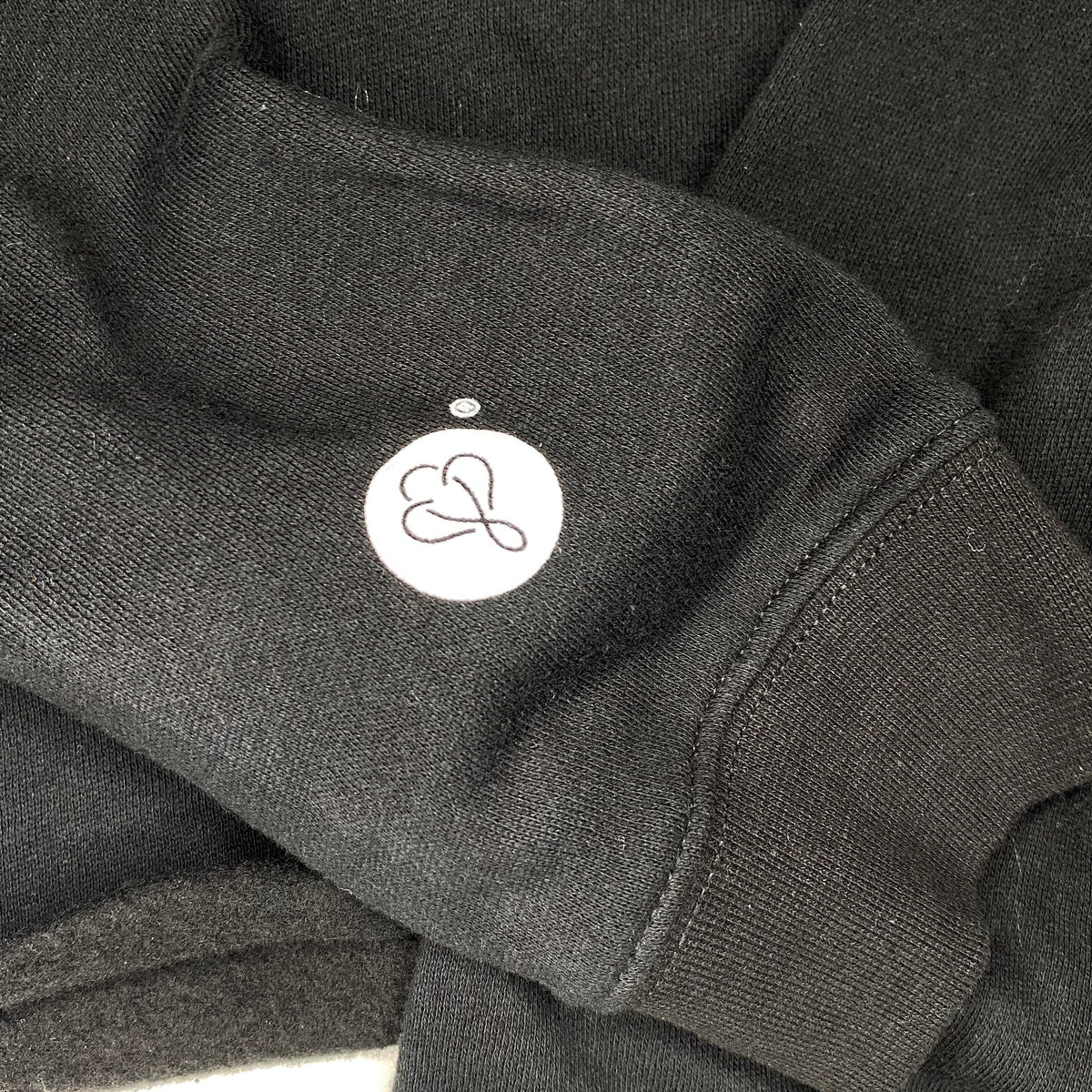 BIG LOViE CREWNECK SWEATSHIRT | BLACK-2