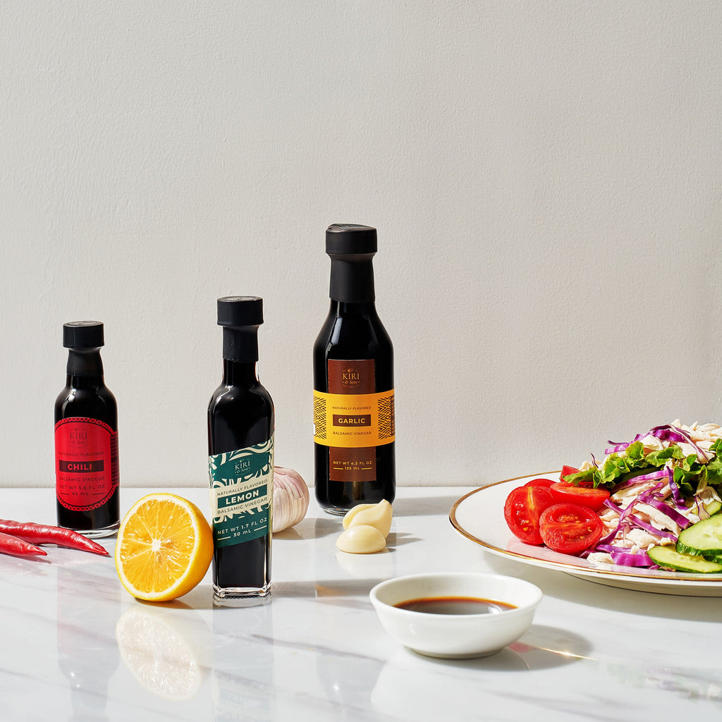 Six pack gourmet Italian flavored balsamic vinegar gift set in glass bottles — view 5